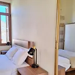 Casa Kadanoleon Old Town With Private Terrace Dom wakacyjny *