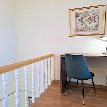 Feriehus Casa Kadanoleon Old Town With Private Terrace